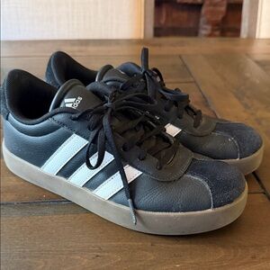 Adidas Sneaker